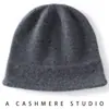 Gorro de punto 100% cachemir puro para mujer, nuevo estilo otoño/invierno, tejido, cálido, engrosado, con protección para las orejas y diseño con capucha