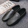 Zapatos de Vestir Casuales para Hombre Zapatos para Niños Casuales de Moda 2024 Nuevos Zapatos sin Cordones para Hombre Estilo Coreano Zapatos de Cuero de Verano para Hombre