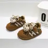 Sapatos de Algodão Infantis Dácios 2025 Novo Estilo Coreano Couro Tênis Esportivo para Meninos Pequenos Sapatos Forrest Gump para Bebê Menina 5189
