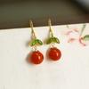Aretes de cereza Aretes para mujer de estilo chino antiguo de alta gama rojos aretes de año de nacimiento retro moda nacional aretes cortos chapados en oro
