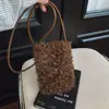 Bolso mullido transfronterizo para mujer 2026 otoño nuevo versión coreana retro exquisito diseño de nicho bolso bandolera bolso para teléfono