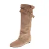 Guarde para você~Botas de moda retrô de salto plataforma outono e inverno cor marrom de cano alto bico fino com fivela de cinto elegante botas de montaria 2026
