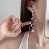 Brincos de Pérola Geométricos Irregulares Torcidos Design de Moda Exagerado Alto Senso Moda Elegante Celebridade da Internet Brincos Explosivos