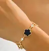 Moda Cruzada Europeia e Americana Estilo de Luxo Trevo de Quatro Folhas com Pedras Preciosas Rosa Trevo de Cinco Folhas Conjunto de Colar e Pulseira para Mulheres