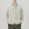 Camisa de manga larga para hombre a rayas estilo americano, nueva ropa casual otoño 2026, moderna, versátil, de alta gama, talla grande, primavera y otoño