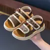 Novas sandálias de verão para crianças, sapatos esportivos antiderrapantes e respiráveis para praia para meninos