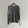 Suéter de Punto de Lana con Cuello en V para Mujer Beishan Tongshu, Suave y Acogedor para Otoño, Versátil para el Trabajo, Top Básico 261901
