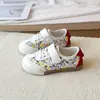 Zapatos Antideslizantes de Argán para Niños 2026 Primavera/Otoño Nuevo Estilo Zapatos Deportivos de Suela Suave para Niñas Zapatos Casuales de Moda Cómodos para Niños Tendencia