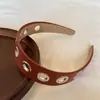 Diadema de Cuero Ancha Personalizada de Nuevo Estilo Dulce y Fresca, Diadema Metálica Hueca Simple Estilo Punk, Accesorio para el Cabello, Tocado