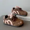 Zapatos para niñas, dulces y originales, lindos y peculiares, zapatillas de suela blanda, versátiles modelo nuevo 2025, zapatillas de entrenamiento versátiles alemanas, zapatillas deportivas casuales