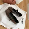 Versión de Piel de Vaca Punta Redonda Boca Baja Zapatos Planos Pequeños de Cuero Plateados Aumento Interno Suela Suave Zapatos Mary Jane para Mujer Primavera y Otoño