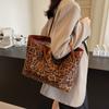 Bolso de Mujer Transfronterizo Bolso Retro con Estampado de Leopardo Bolso de Mano Trendy 2025 Nuevo Otoño e Invierno Bolso de Hombro Bolso Tote de Gran Capacidad