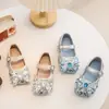 Zapatos Bajos de Princesa para Niñas Verano 2025 Nuevos Suela Suave Super Brillantes Zapatos de Cristal para Niñas Bebé Zapatos de Vestir de Cuero Estilo Coreano