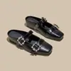 Mules Quadradas Versáteis com Fivela de Strass Estilo Francês para Mulheres, Novo Modelo de Verão 2026, Chinelos Elegantes Mary Jane com Bico Quadrado para Uso Externo