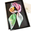 Pañuelo de Seda Artificial con Estampado de Pintura al Óleo Floral, Chal de Alta Gama, Pañuelo para el Cuello de Protección Solar, Pañuelo Cuadrado Pequeño, Pañuelo para la Cabeza, Bufanda para Mujer
