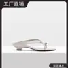 Em Estoque~Estação Europeia Verão Novo Padrão Crocodilo Metal Slip-On Tira Cruzada Salto Gatinho Roupa Externa Sandálias de Salto Baixo para Mulheres