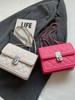 Bolsa Pequena Matelassê de Alta Qualidade 2024 Nova Moda Feminina Versátil Bolsa Transversal Pequena Estilo Chanel com Corrente Bolsa de Ombro para Trabalho
