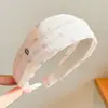 Diadema de Esponja Color Café Otoño Invierno para Mujer Estilo Coreano Uso Diario Versátil Diadema Alta para la Frente para Lavarse la Cara Atadura de Pelo Pinza para el Cabello