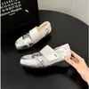 Sapatos Mary Jane com aumento de 7cm para mulheres, apresentando bico quadrado, design versátil, salto grosso e um estilo casual e esportivo