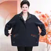 Abrigo de Primavera de 100 kg para Madres de Tallas Grandes, Talla Extra Grande, Ropa de Moda para Mujeres de Mediana Edad y Mayores, Gabardina de Nuevo Estilo 2026 que Cubre el Vientre