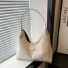 Bolsa de Ombro Tote Popular Feminina para Lazer 2024 Nova Tendência Nicho Estilo Estrangeiro Texturizada Grande Capacidade para o Dia a Dia Versátil