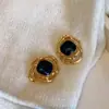 Pendientes Huecos Ovalados de Moda Europea y Americana Aguja Plateada para Mujer, Pendientes de Forma Especial de Lujo Accesible de Nicho de Gama Alta Chapados en Oro Real