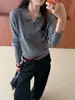Diseño Nuevo Primavera y Otoño Rayas Verticales Perforadas Cuello Polo Tejido de Punto para Mujer Manga Larga Temperamento Adelgazante Versátil Top