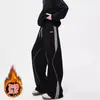 Calça Esportiva Casual Reta Preta Grossa com Forro de Fleece para Outono e Inverno, Quente, Solta, Confortável, Elástica, Versátil para Uso Diário
