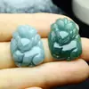 Pingente de Jade com um Pequeno Design de Raposa de Nove Caudas, Apresentando um Furo, Jade Natural Grau A, Jade Verde no Atacado