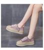 Sapatos brancos pequenos de sola macia para mulheres, dois sapatos de sola grossa, nova moda primavera 2025, respirável, sapatos casuais para todos os tipos de combinações, maré