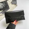 Bolsa de Festa Texturizada de Cor Sólida para Mulheres, Fashion e Casual, Grande Capacidade, 2026 Elegante e Única Carteira de Moedas Bolsa Envelope