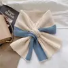 Cachecol 2025 Estilo Preguiçoso para Mulheres Outono e Inverno Estilo Coreano Versátil Tricotado Quente Combinação de Cores Cruzadas Cachecol Pequeno de Inverno Protetor de Pescoço