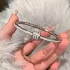 Pulsera Elegante Versátil con un Toque de Lujo Ligero y Único de Alta Gama, Nuevo Popular Exquisito Accesorio de Joyería para Manos para Mujer 2026
