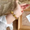 Pulsera de Cristal Amarillo Natural con Diseño Versátil, Ojo de Tigre Dorado para la Riqueza, Estilo Otoño e Invierno, Pulsera de Cristal de Cuarzo Rutilado Amarillo para Mujeres, Opción de Regalo