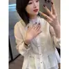 Camisa Elegante y de Moda con Encaje Bordado, Estilo Falso Dos Piezas para Mujer, Nueva Versátil Elegante de Verano 2025, Top Empalmado que Reduce la Edad