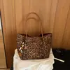 Bolso Retro con Estampado de Leopardo para Mujer 2026 Nuevo Bolso de Hombro Único con Textura de Alta Calidad Bolso de Mano de Moda Versátil para el Trabajo Bolso de Axila