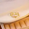 Anillo de Zirconia 2025 con Diseño Minimalista Elegante que Conserva el Color Anillo de Moda Tendencia Personalidad Anillo de Alta Gama Incrustado con Diamantes para Mujer