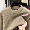 2026 nuevo tejido de punto grueso de invierno para hombres de mediana edad y ancianos, suéter jacquard de cuello redondo Puyuan al por mayor