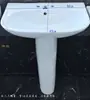 Lavabo de pedestal de cerámica de tres agujeros de un solo agujero lavabo baño balcón lavabo de doble agujero lavabo de pie de dos agujeros