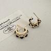Pendientes de tachuela de metal y cuero con circonita de doble capa, diseño de nicho femenino, pendientes versátiles de moda con temperamento retro, pendientes de clip para la oreja