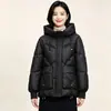 Jaqueta Curta de Algodão Feminina 2026 Inverno Roupas de Algodão com Enchimento Jaqueta Puffer com Capuz Estilo Coreano Estudante Jaqueta de Algodão Solta Roupa Externa Acolchoada