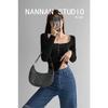 Comercio exterior transfronterizo Hilo de seda de hielo costura línea inversa manga larga camiseta básica clavícula camiseta chaqueta de chica caliente venta al por mayor generación