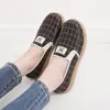 Sapatos casuais de tecido de Pequim estilo novo primavera e verão feitos sob medida, sapatos femininos antiderrapantes de comércio exterior transfronteiriço atacado