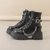 Botines Cortos Forrados de Felpa para Mujer Tacón Grueso 2026 Botines Versátiles con Cordones de Moda Botas de Invierno Estilo Martin Botas de Motocicleta Caña Corta Frescas Atractivas Ropa Urbana