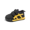 Zapatos Forrest Gump para niños, nuevos zapatos deportivos estilo coreano para niños primavera/otoño 2026, zapatillas para correr, zapatos para caminar de bebé, modernos al por mayor