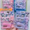 Grampeador Mini Família de Pets Conjunto de Marcadores Fofos Removedor de Grampos Kuromi Fofo Papelaria para Estudantes Grampeador de Mesa