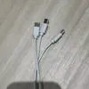 Adequado para Apple Tipo-C Android com Cabo de Carregamento Branco Power Bank Fonte de Alimentação Móvel Carregamento Rápido