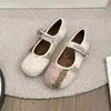 Nuevos zapatos Mary Jane de estilo francés con suela blanda para mujer, moda de noche, zapatos slip-on de terciopelo de nicho para otoño e invierno 2026