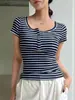 Transfronterizo Xiyin 2025 Primavera y Verano Nuevo Estilo Color Contrastante Versátil Camiseta Rayada Blanco y Negro para Mujer Cuello en U Sexy Ajustado