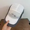 Sombrero de Sol de Verano al Aire Libre con Bloques de Color Estilo Japonés de Cinco Paneles Gorra de Béisbol Versátil de Secado Rápido para Parejas Mujeres Ligera Transpirable Gorra de Pico
